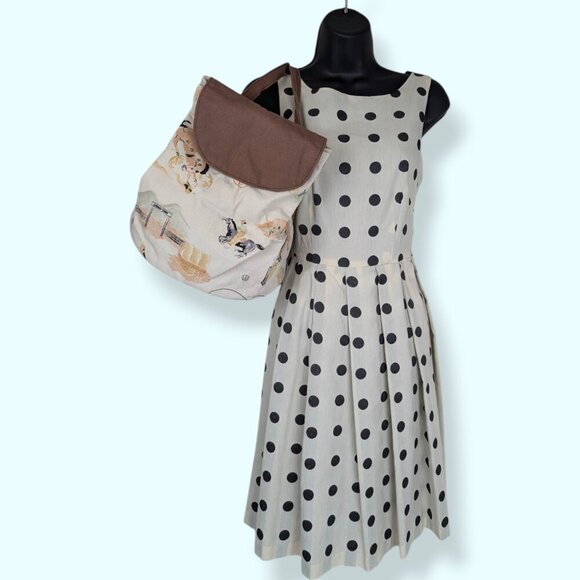 Round Bottom Horse Backpack - Picture 2 of 10